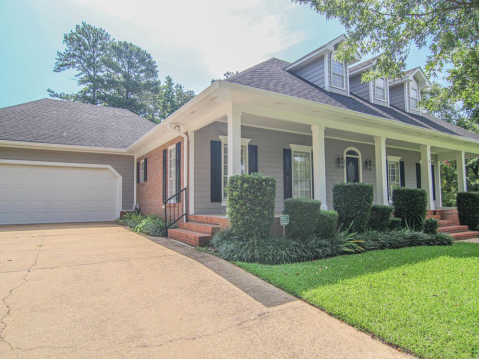 1st image of 1512 Forrest Hill Dr