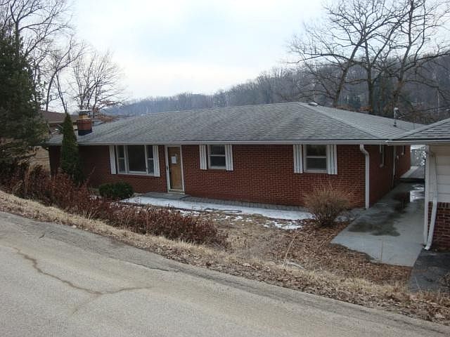 2nd image of 1655 W Shore Dr