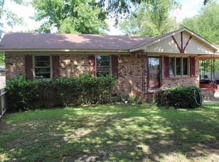1212 Belton Ct, Camden, SC 29020