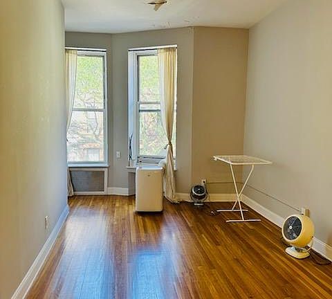 2nd image of 112 W 75th St APT 3A