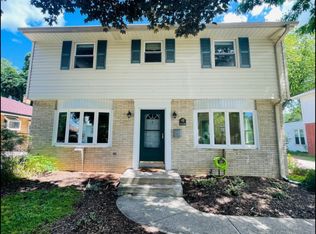 5550 N Navajo Ave, Glendale, WI 53217