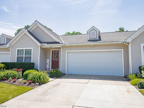 2nd image of 5727 Saint Thomas Ln