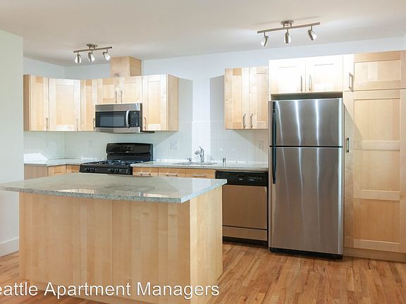 5th image of 3045 81st Pl SE Unit 6