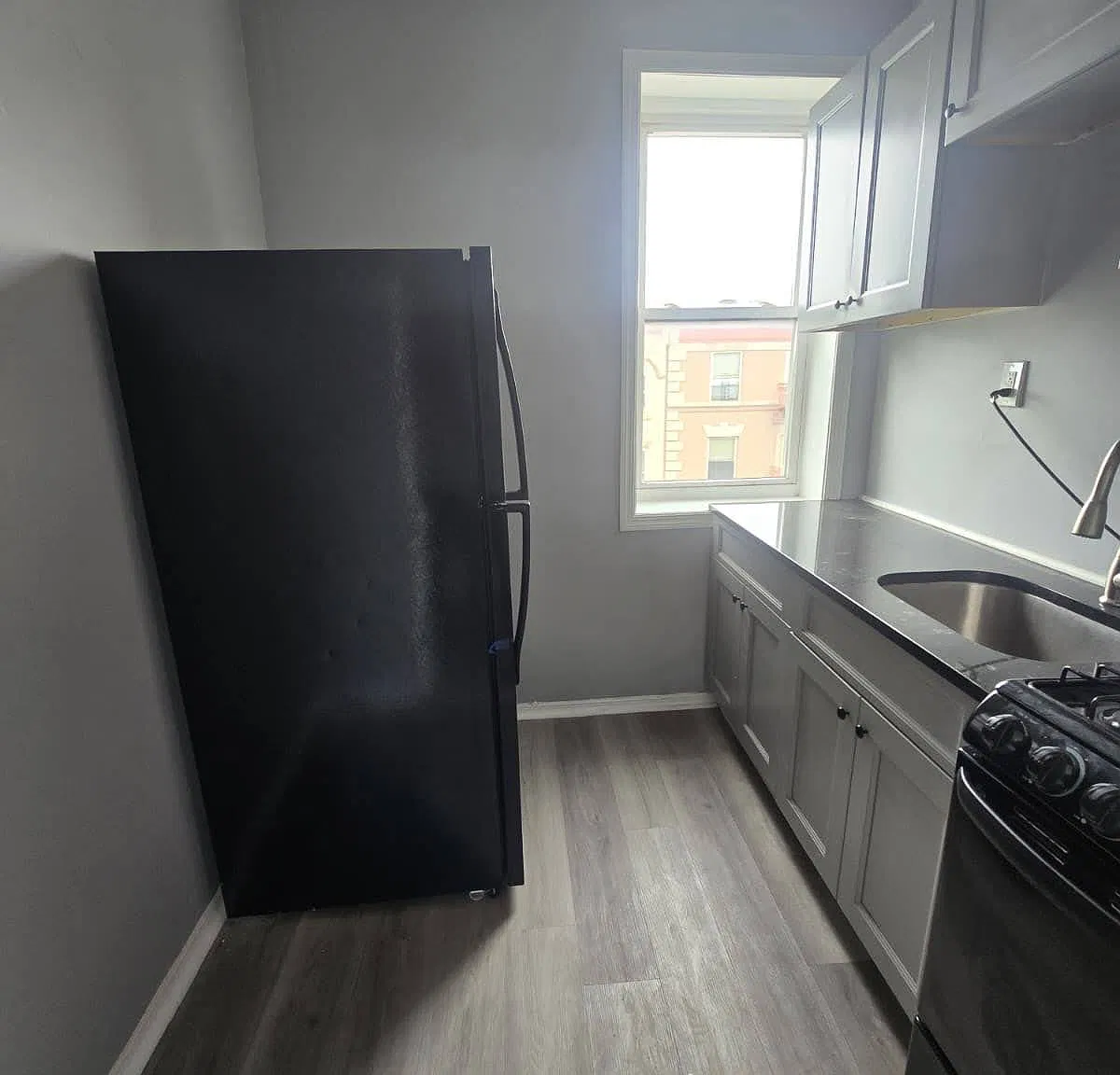 1 bed, $1,600 — Photo 2