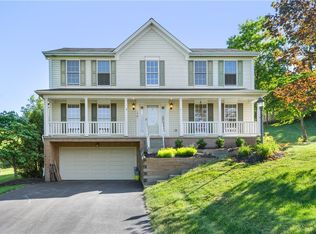 104 Field Club Dr W, Mc Kees Rocks, PA 15136