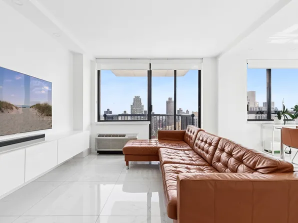 171 East 84th Street image 2 of 16