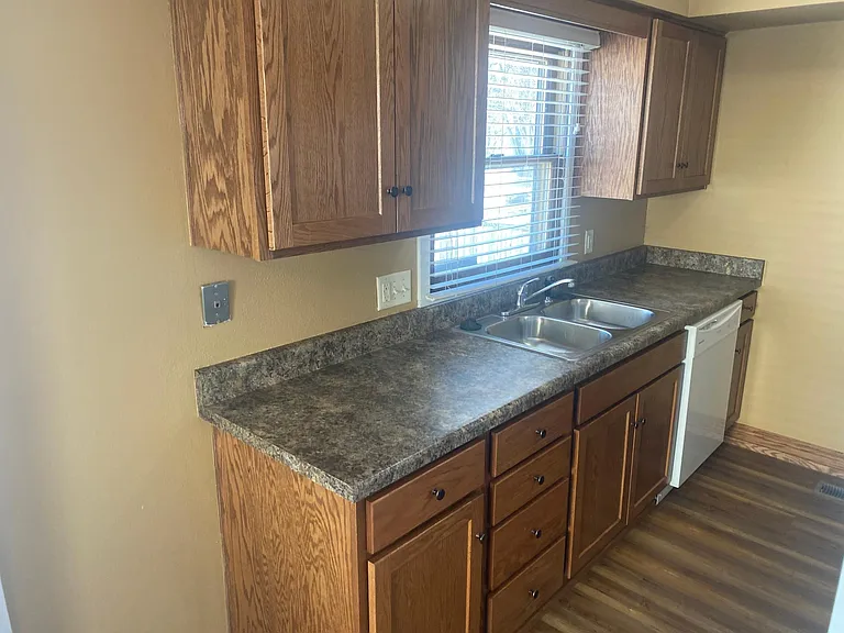 5969 NE 11th Ct — Photo 9