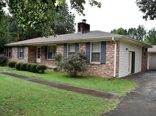 293 Locke Six Rd, Killen, AL 35645