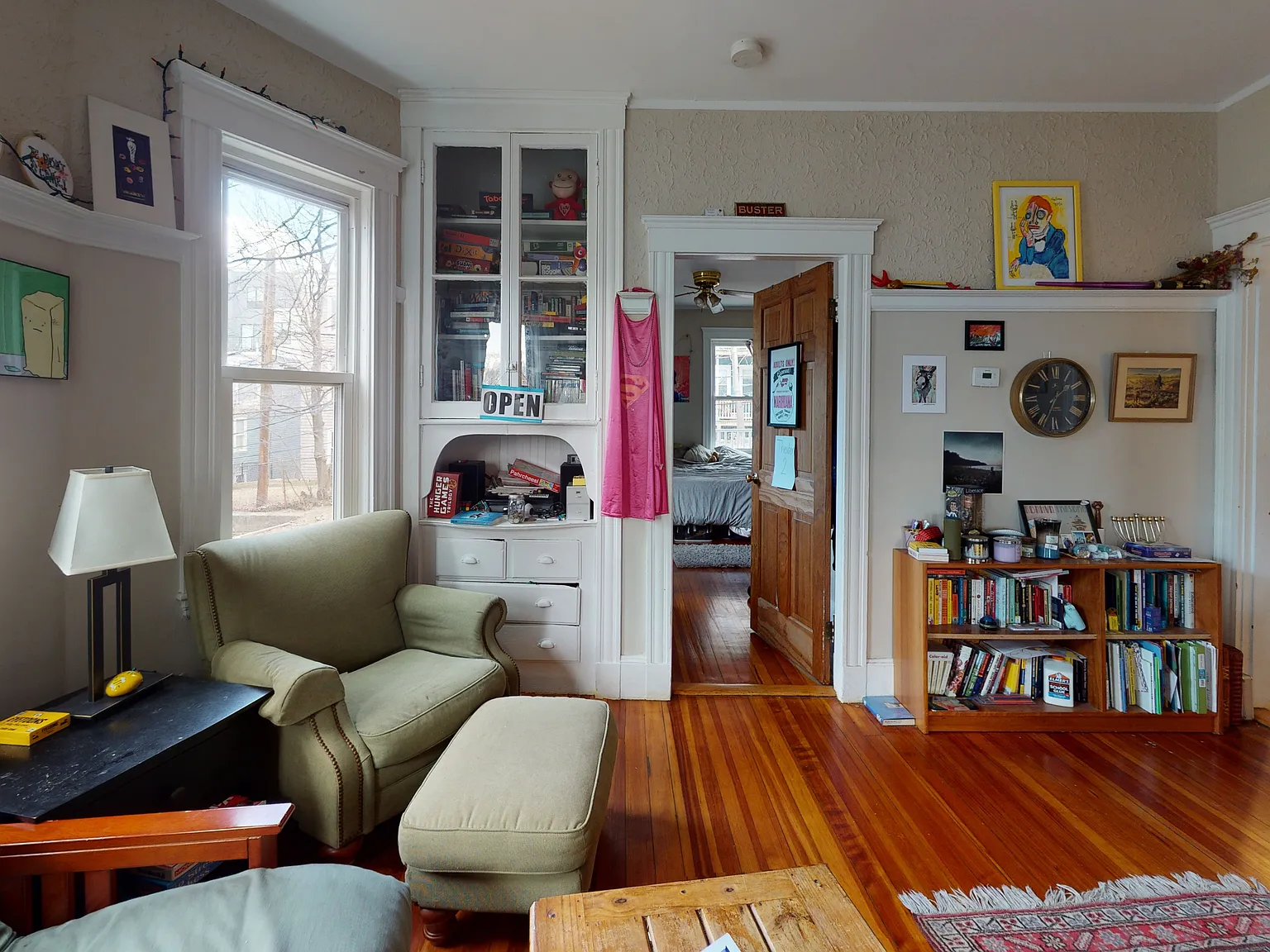 3 bed, 9999 sqft, $2,995 — Photo 4