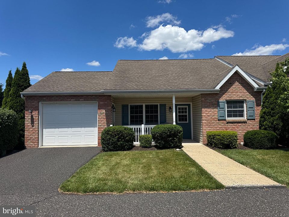 1st image of 27 Luwig Ln
