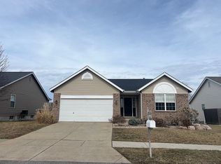 1807 Briarcommon Dr, Lake Saint Louis, MO 63367