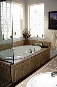 Mather Bath w/ 2 Person Heated Jet Tub