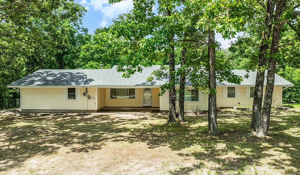 1st image of 701 Spears Dr