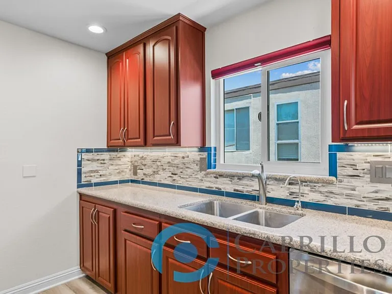 4239 Cleveland Ave #6 — Photo 5