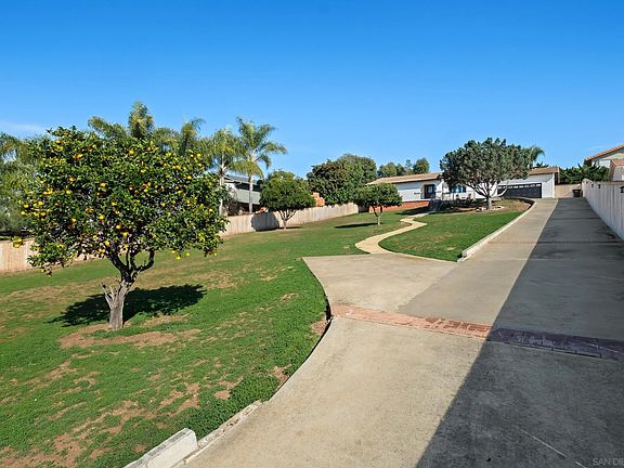 3rd image of 2197 Hawley Dr