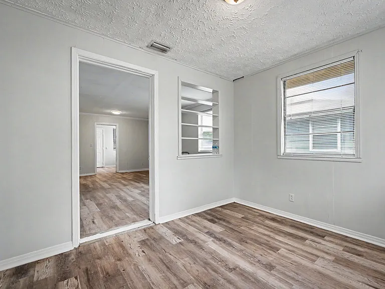 3516 Penton St — Photo 16