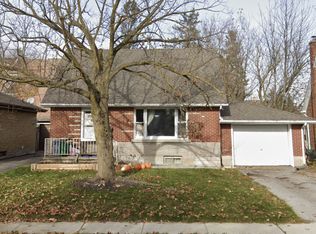 104 Pattandon Ave, Kitchener, ON N2M 3S5
