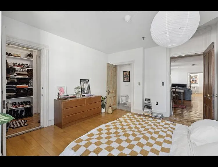 55 Pitt St #4 — Photo 17