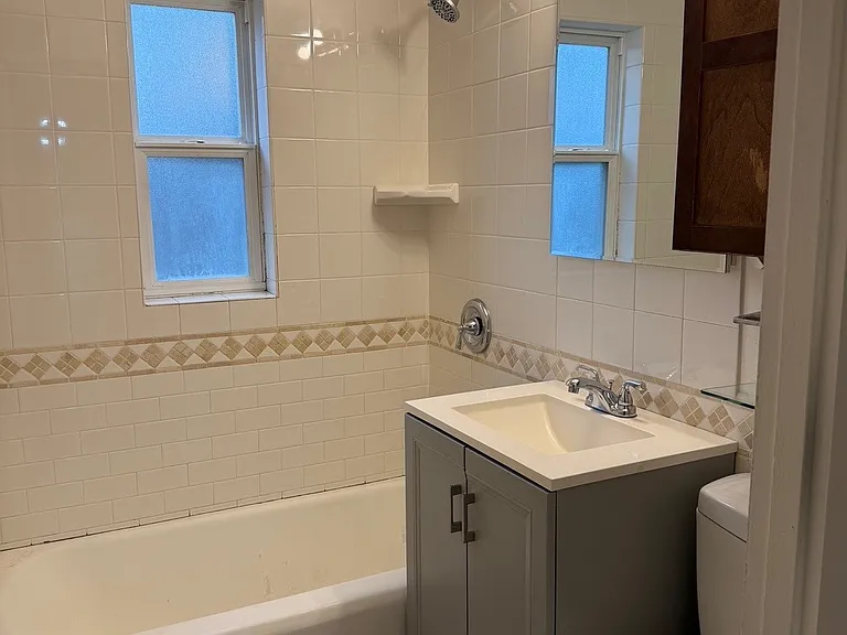 903 W Mountain Ave — Photo 6