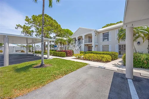 822 Gulf Pavillion Dr #202 Photo 1