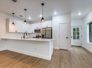 531 Essex St #202, San Antonio, TX 78210
