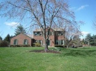 11889 Nathanshill Ln, Cincinnati, OH 45249