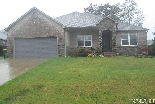 1st image of 17015 Crooked Oak Dr