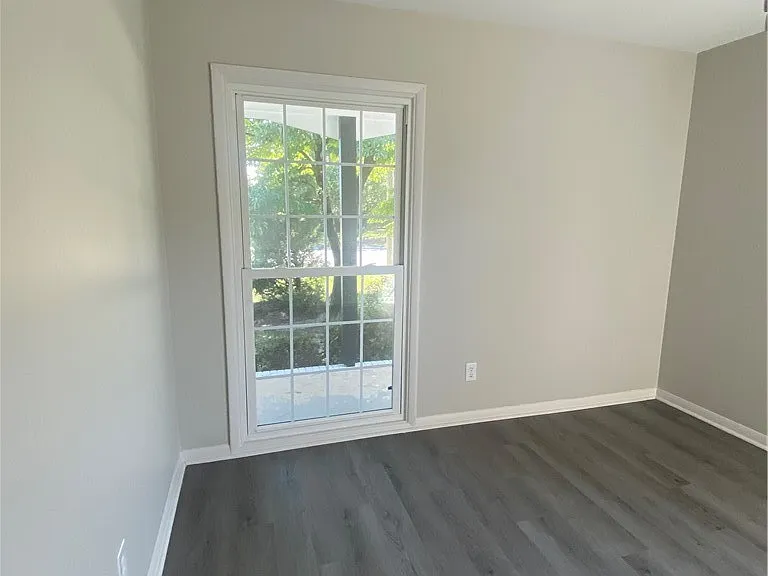 671 Wiltshire Rd — Photo 9