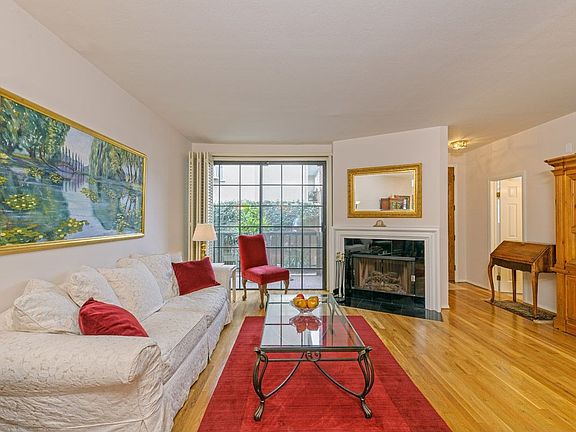 3rd image of 1138 21st St APT 5