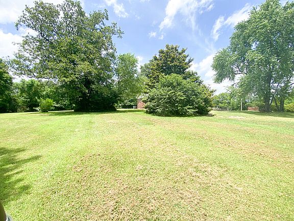4th image of 135 Mount Zion Ln
