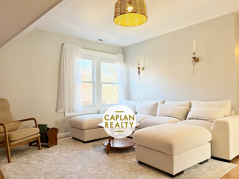 329 Norton St #O4 — Photo 6