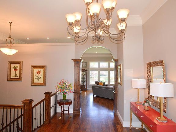 4th image of 364 Stillwater Circle