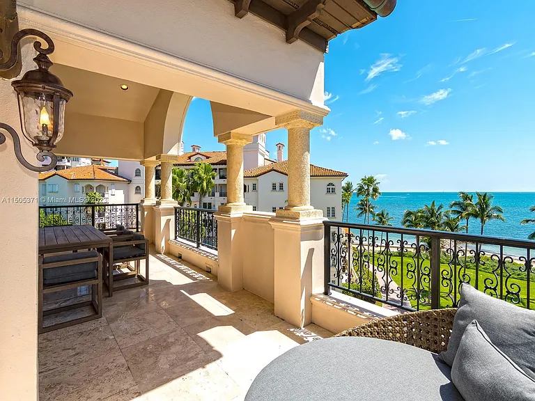 19251 Fisher Island Dr #19251 — Photo 13