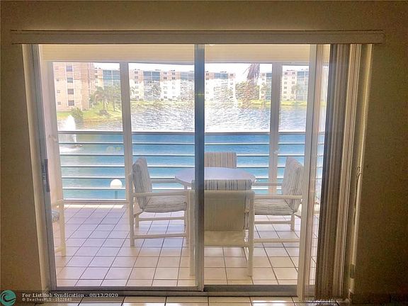 3rd image of 101 SE 3rd Ave APT 203