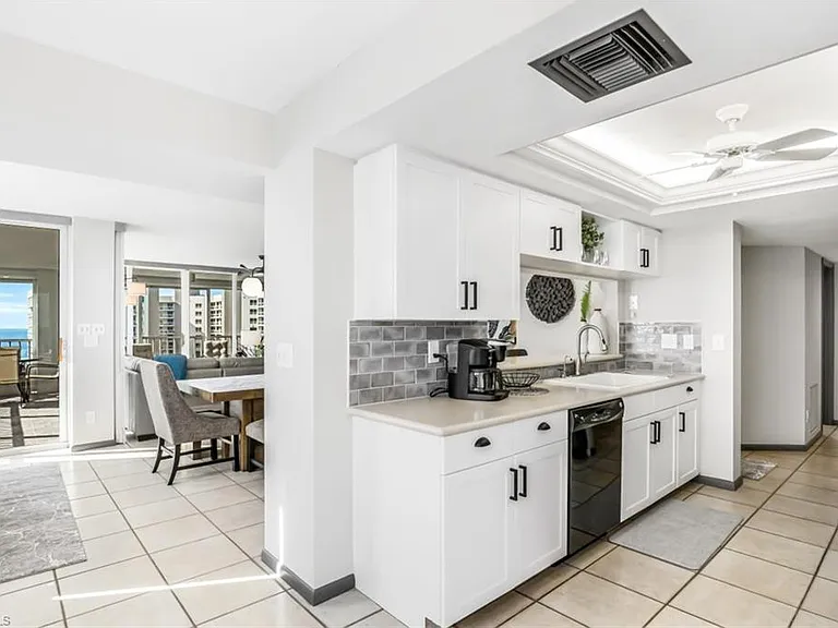 11116 Gulf Shore Dr #B-904 — Photo 11