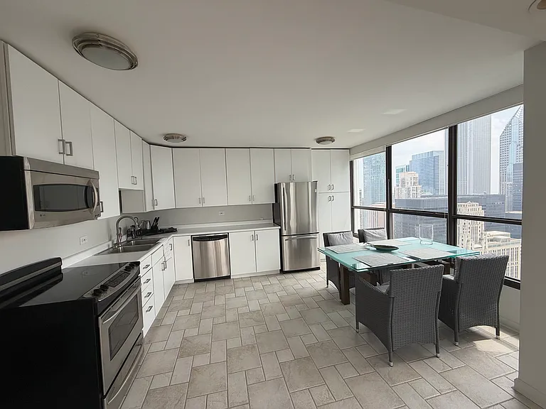 405 N Wabash Ave #4704 — Photo 50