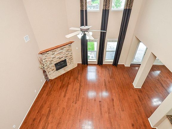 5th image of 13610 Cypress Heath Ct