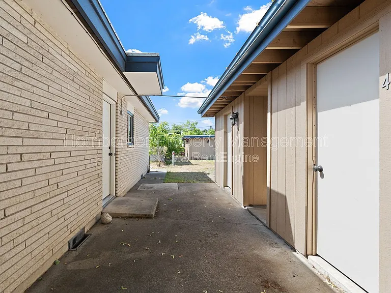 4117 N Howard St — Photo 19