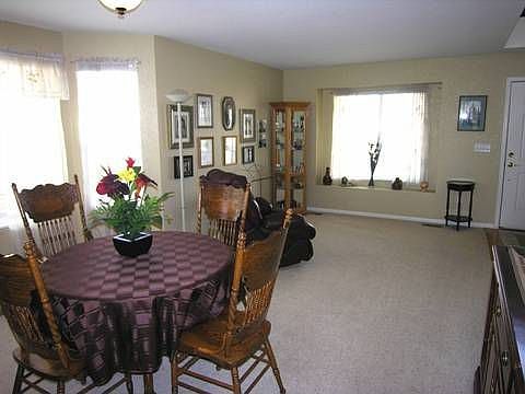 Dining room to living room