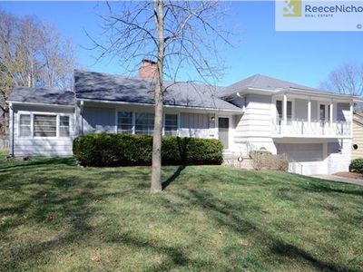 1228 W 68th Ter, Kansas City, MO, 64113