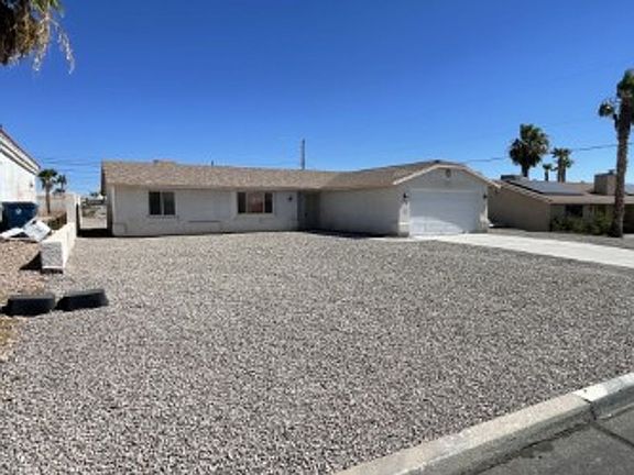 2nd image of 3552 Chemehuevi Blvd