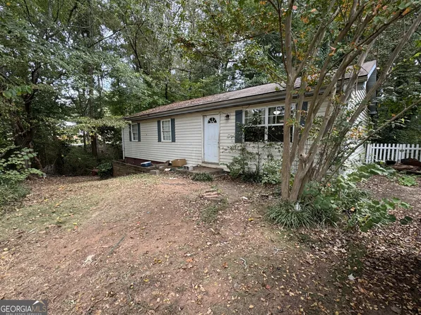 1698 Stag Ct NW, Conyers, GA 30012