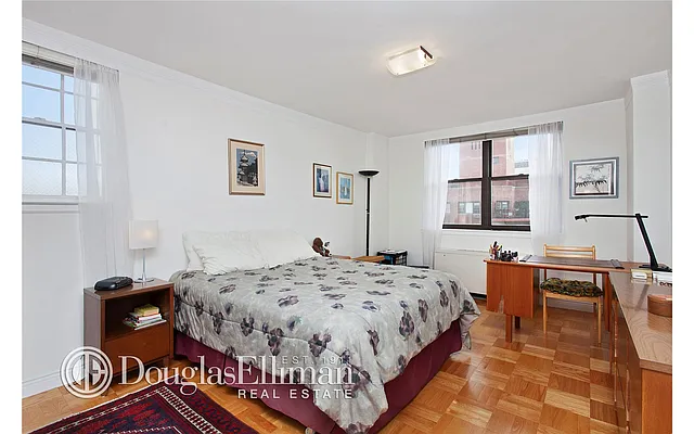 Sold by Douglas Elliman | media 14