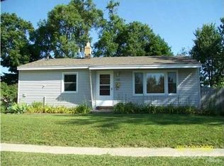 913 34th St SW, Wyoming, MI 49509