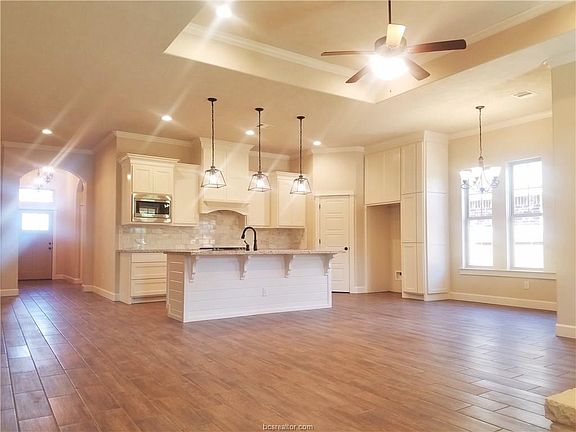 2nd image of 4264 Rock Bend Dr
