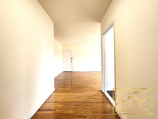 Rented by Made In NY Realty | media 7