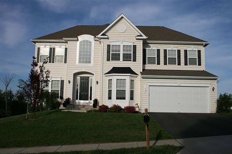 1st image of 8 Collingsworth St