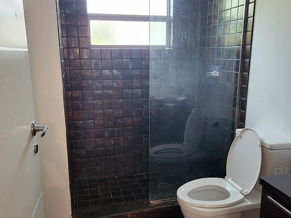 5th image of 1560 Pennsylvania Ave #255
