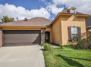 221 Rosemary Pl, Lafayette, LA 70508