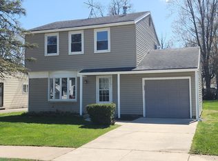 29231 Riveroak Dr, Romulus, MI 48174